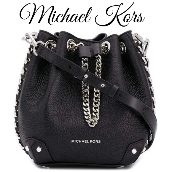alanis medium pebbled leather bucket bag